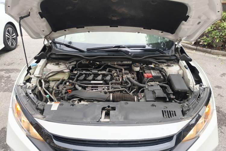 Used Honda Civic 2016 220TURBO CVT Luxury Edition Engine Bay