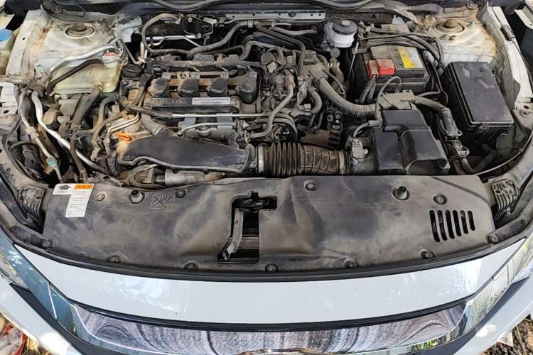 Used Honda Civic 2016 220TURBO CVT Luxury Edition Engine Bay