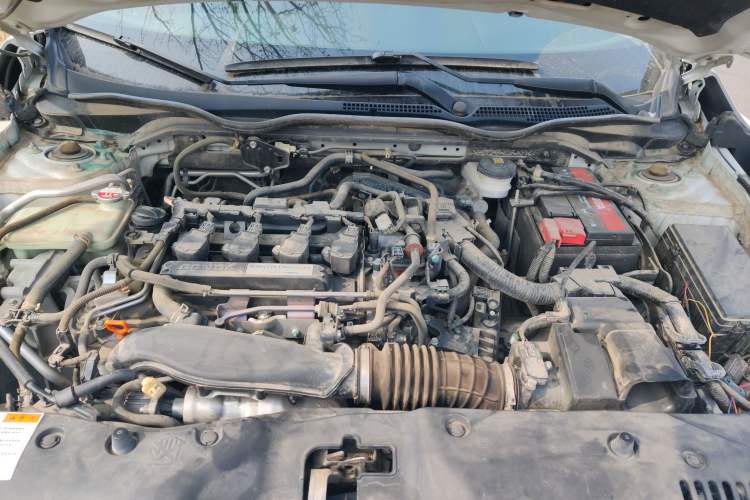 Used Honda Civic 2016 220TURBO CVT Luxury Edition Engine Bay