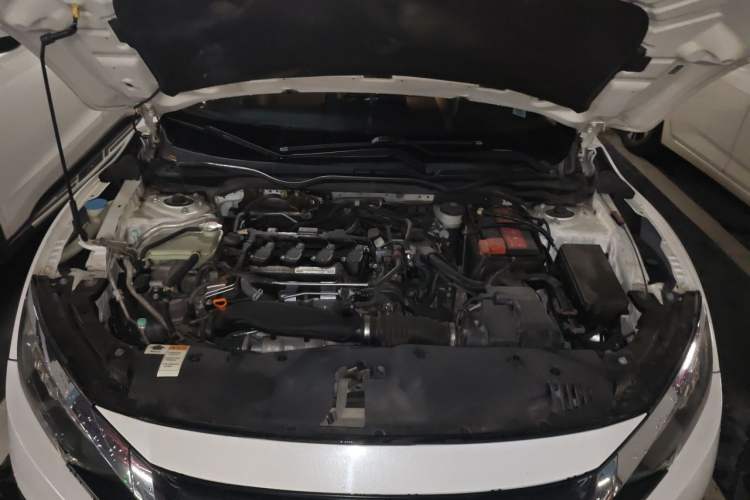 Used Honda Civic 2016 220TURBO CVT Prestige Edition Engine Bay