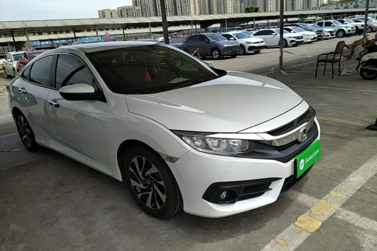 Used Honda Civic 2016 220TURBO CVT Luxury Edition Exterior 1