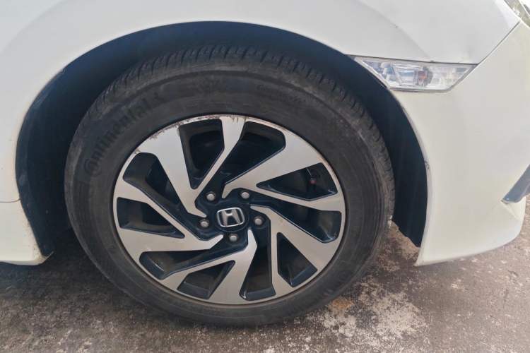 Used Honda Civic 2016 220TURBO CVT Luxury Edition Exterior 1