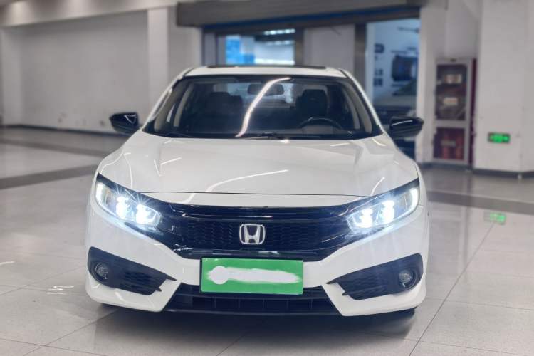 Used Honda Civic 2016 180TURBO CVT Comfort Version Exterior 1
