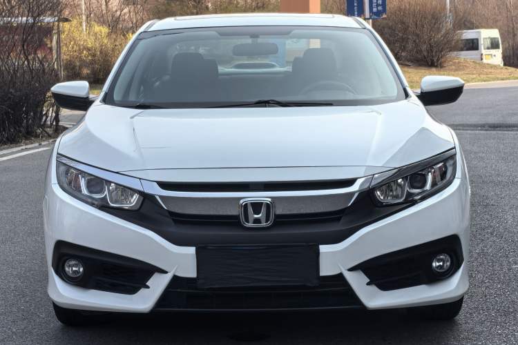 Used Honda Civic 2016 220TURBO CVT Luxury Edition Exterior 1