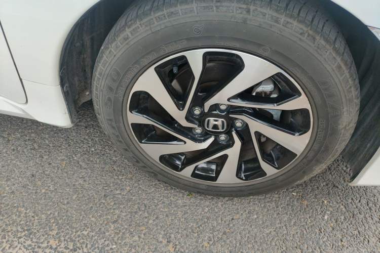 Used Honda Civic 2016 220TURBO CVT Luxury Edition Exterior 1