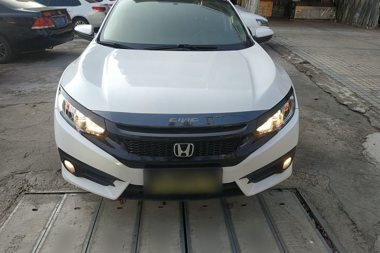 Used Honda Civic 2016 180TURBO CVT Comfort Version Exterior 1