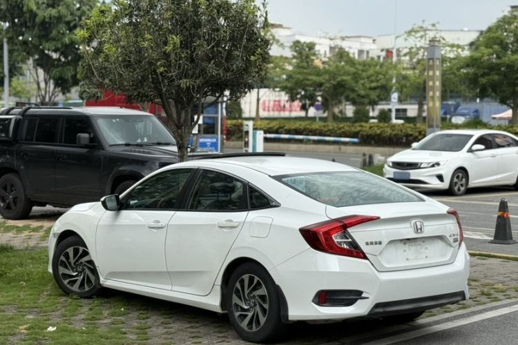 Used Honda Civic 2016 220TURBO CVT Luxury Edition Exterior 2