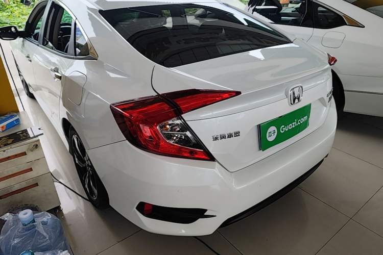 Used Honda Civic 2016 220TURBO CVT Prestige Edition Exterior 2