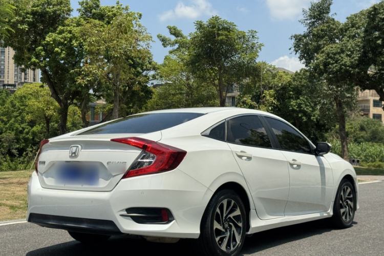Used Honda Civic 2016 220TURBO CVT Luxury Edition Exterior 2