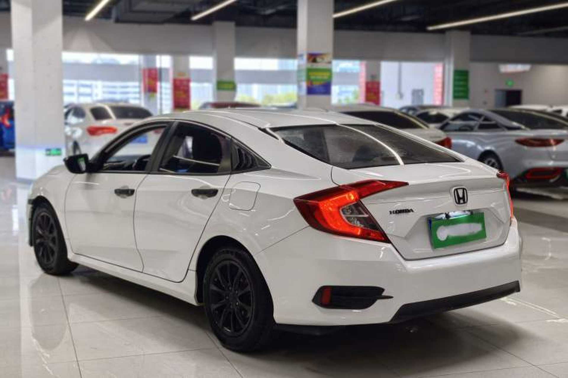 Used Honda Civic 2016 180TURBO CVT Comfort Version Exterior 3
