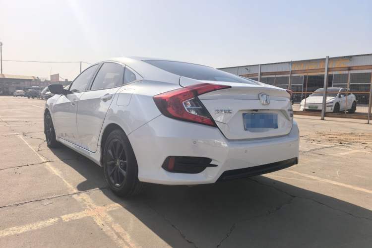 Used Honda Civic 2016 220TURBO CVT Luxury Edition Exterior 3