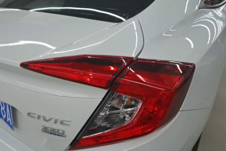 Used Honda Civic 2016 220TURBO CVT Prestige Edition Exterior 3