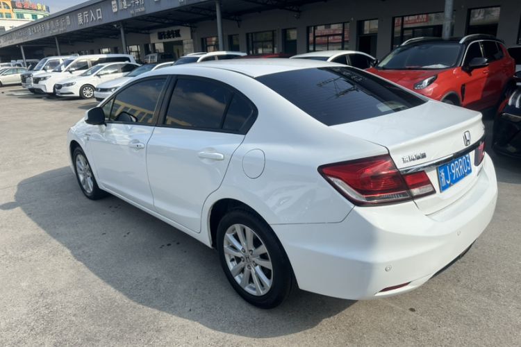 Used Honda Civic 2016 1.8L Automatic Comfort Version Exterior 3