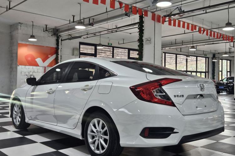 Used Honda Civic 2016 180TURBO CVT Comfort Version Exterior 3