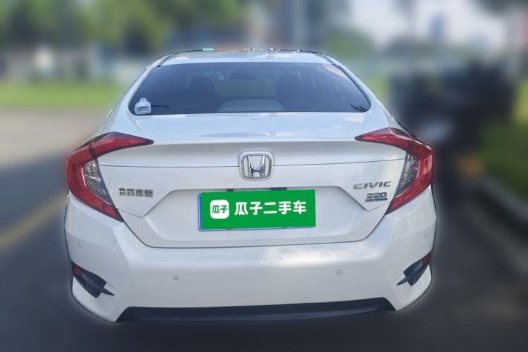 Used Honda Civic 2016 220TURBO CVT Luxury Edition Exterior 4