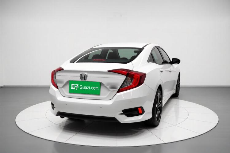 Used Honda Civic 2016 220TURBO CVT Luxury Edition Exterior 4