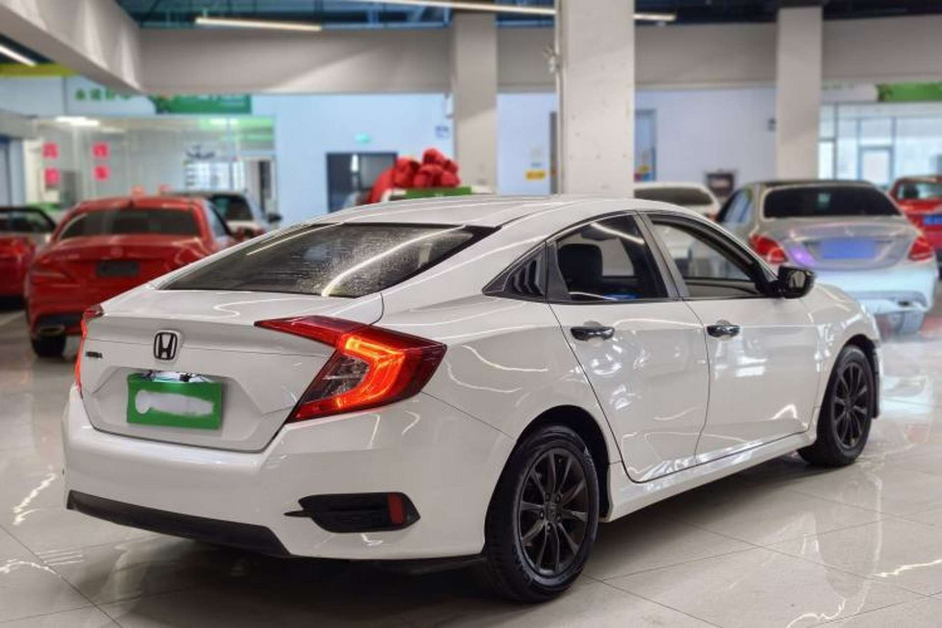 Used Honda Civic 2016 180TURBO CVT Comfort Version Exterior 4