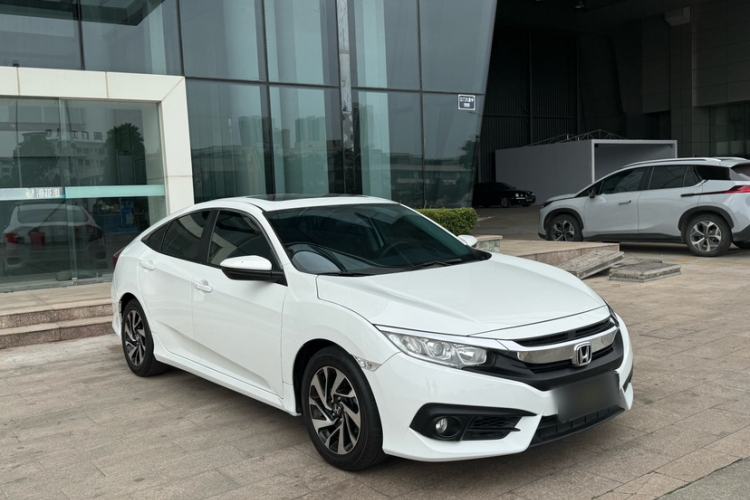 Used Honda Civic 2016 220TURBO CVT Luxury Edition Exterior 4