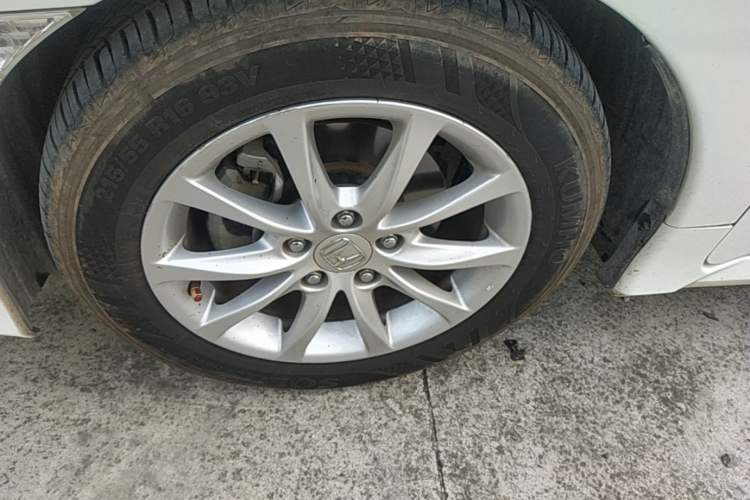 Used Honda Civic 2016 180TURBO CVT Comfort Version Exterior 4