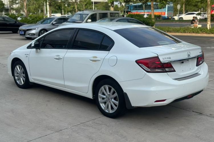 Used Honda Civic 2016 1.8L Automatic Comfort Version Exterior 4