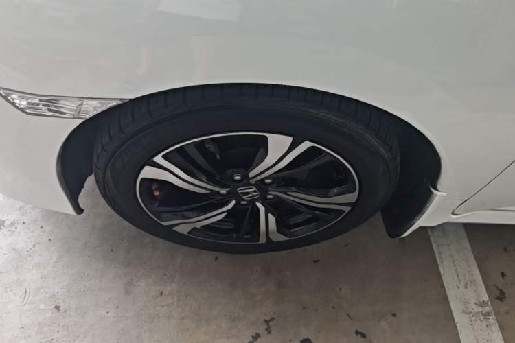 Used Honda Civic 2016 220TURBO CVT Prestige Edition Exterior 4