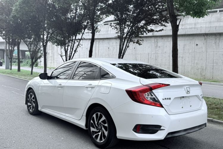 Used Honda Civic 2016 220TURBO CVT Luxury Edition Exterior 4