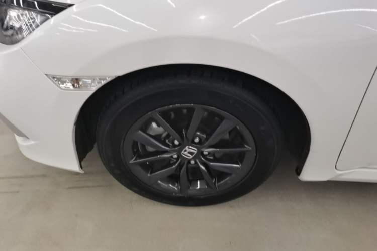 Used Honda Civic 2016 220TURBO CVT Prestige Edition Exterior 4