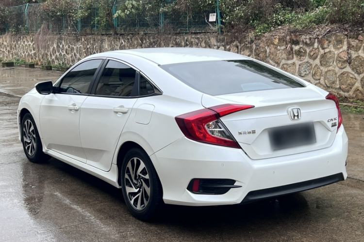 Used Honda Civic 2016 220TURBO CVT Luxury Edition Exterior 4