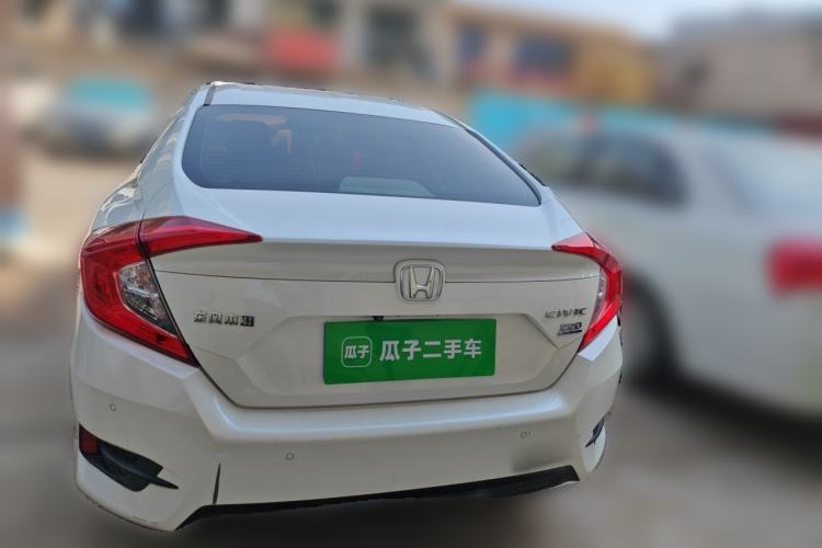 Used Honda Civic 2016 220TURBO CVT Luxury Edition Exterior 4