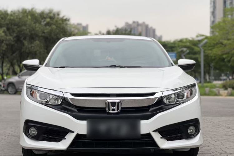 Used Honda Civic 2016 220TURBO CVT Luxury Edition Exterior 5