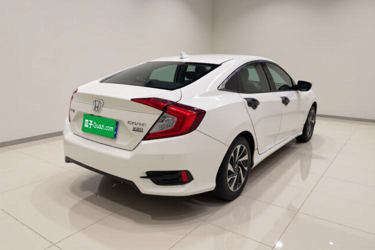 Used Honda Civic 2016 220TURBO CVT Luxury Edition Exterior 5