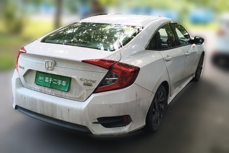 Used Honda Civic 2016 220TURBO CVT Luxury Edition Exterior 5