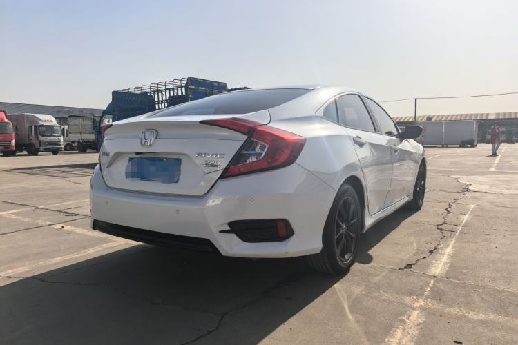 Used Honda Civic 2016 220TURBO CVT Luxury Edition Exterior 5