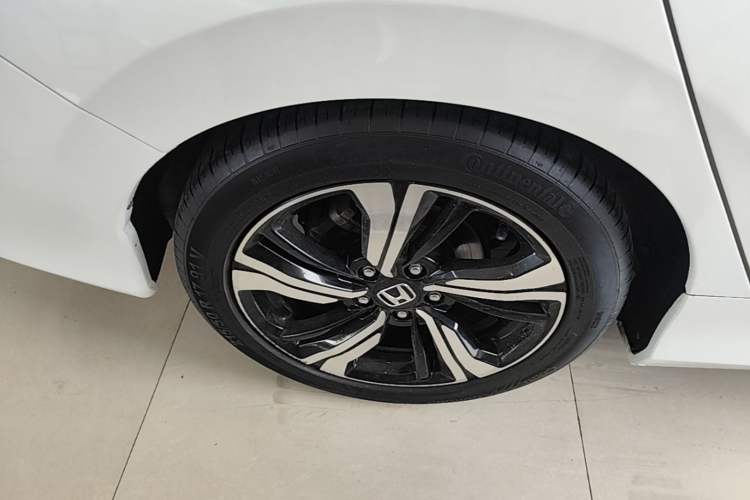 Used Honda Civic 2016 220TURBO CVT Prestige Edition Exterior 5
