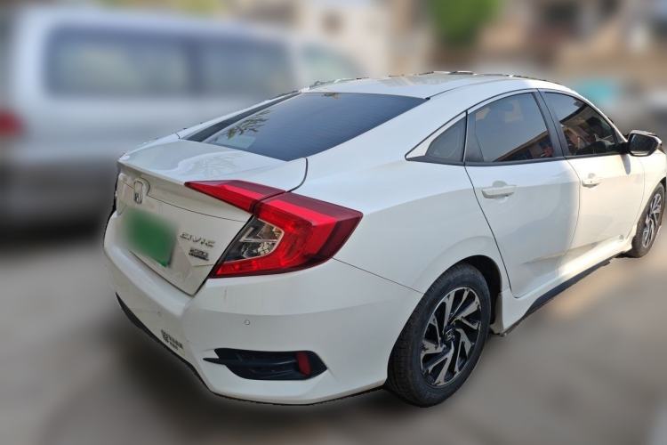 Used Honda Civic 2016 220TURBO CVT Luxury Edition Exterior 5