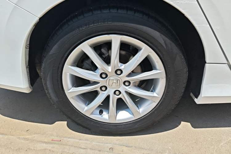 Used Honda Civic 2016 180TURBO CVT Comfort Version Exterior 5