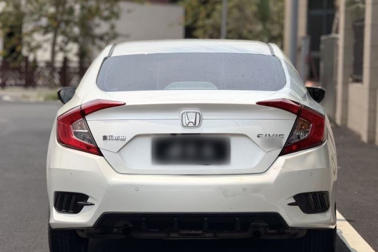 Used Honda Civic 2016 220TURBO CVT Luxury Edition Exterior 6