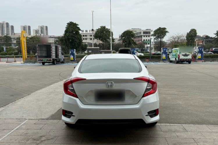 Used Honda Civic 2016 220TURBO CVT Luxury Edition Exterior 8
