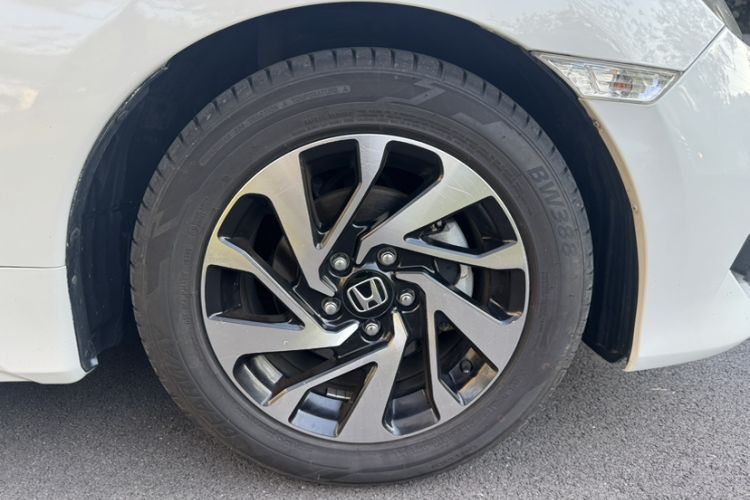Used Honda Civic 2016 220TURBO CVT Luxury Edition Exterior 8