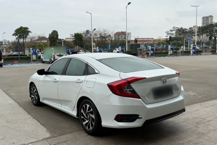 Used Honda Civic 2016 220TURBO CVT Luxury Edition Exterior 9