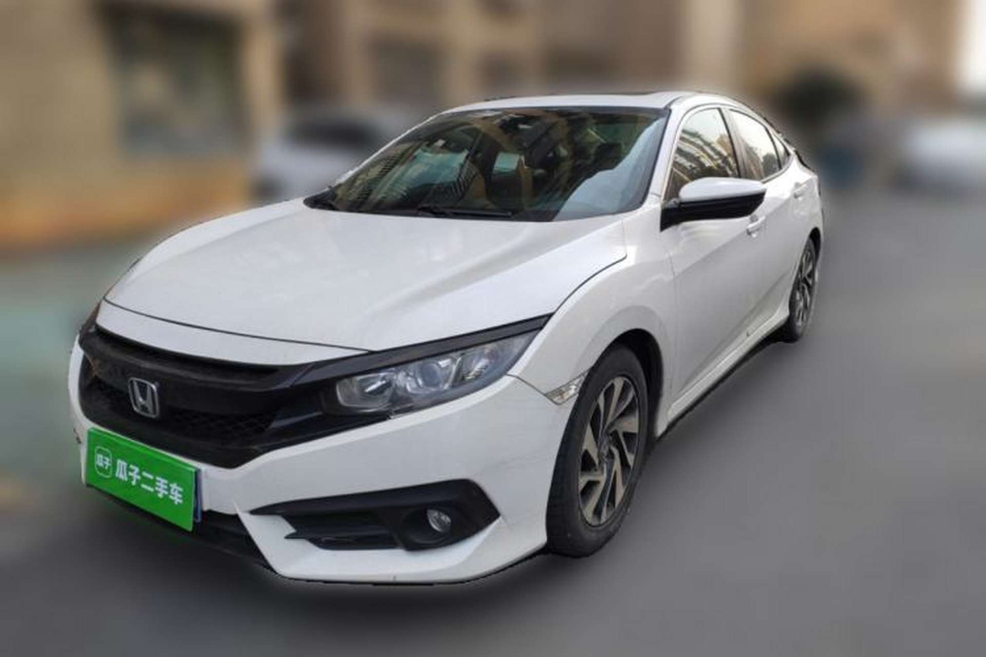Used Honda Civic 2016 220TURBO CVT Luxury Edition Front Left 45 Deg
