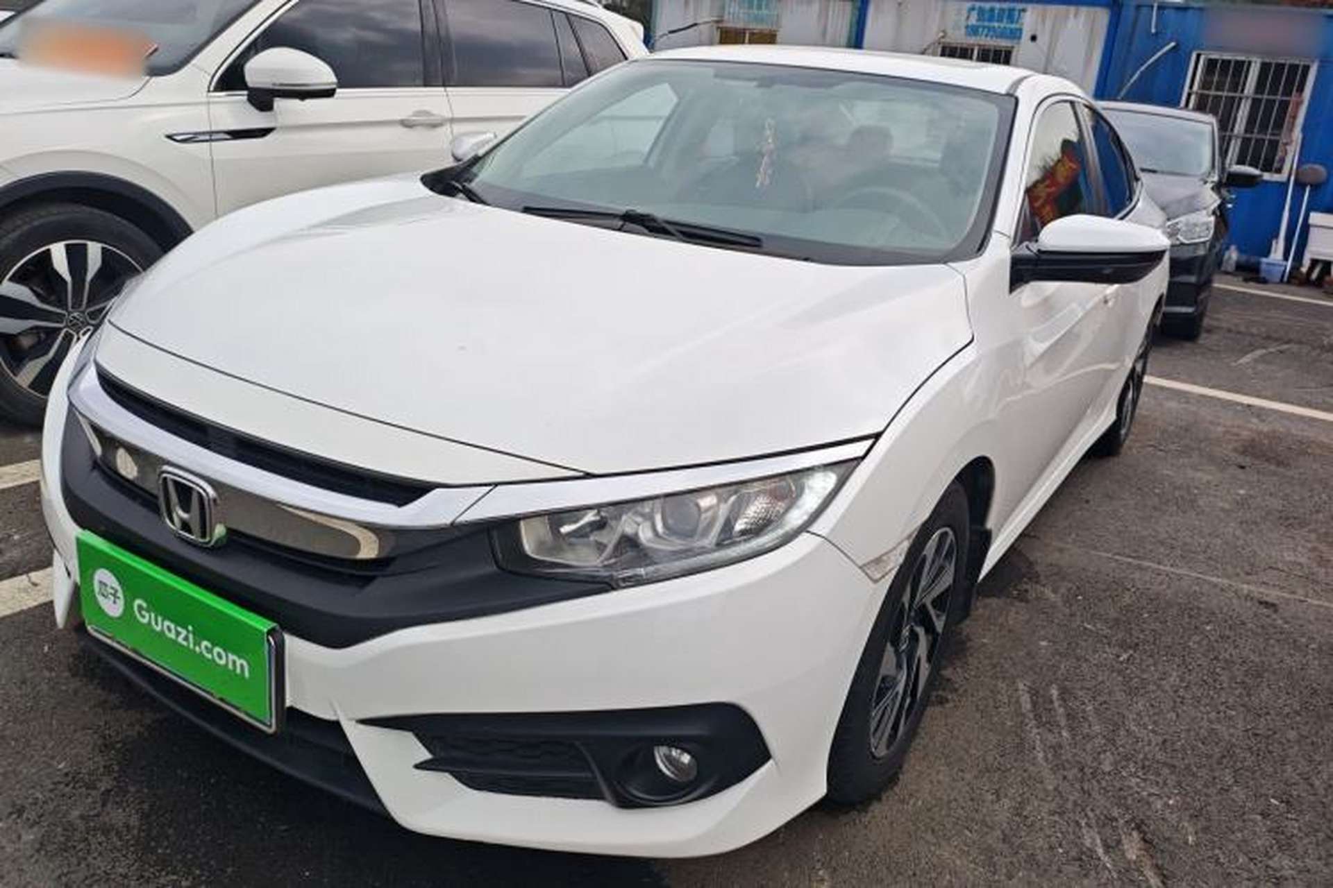 Used Honda Civic 2016 220TURBO CVT Luxury Edition Front Left 45 Deg