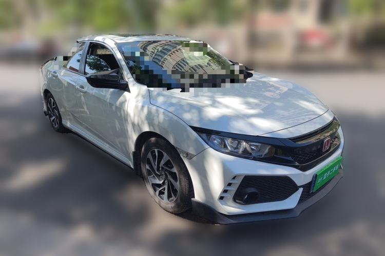 Used Honda Civic 2016 220TURBO CVT Luxury Edition Front Right 45 Deg
