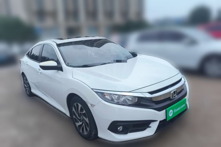 Used Honda Civic 2016 220TURBO CVT Luxury Edition Front Right 45 Deg