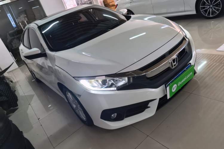 Used Honda Civic 2016 180TURBO CVT Comfort Version Front Right 45 Deg
