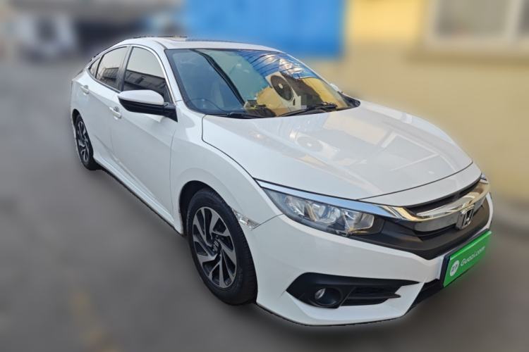 Used Honda Civic 2016 220TURBO CVT Luxury Edition Front Right 45 Deg