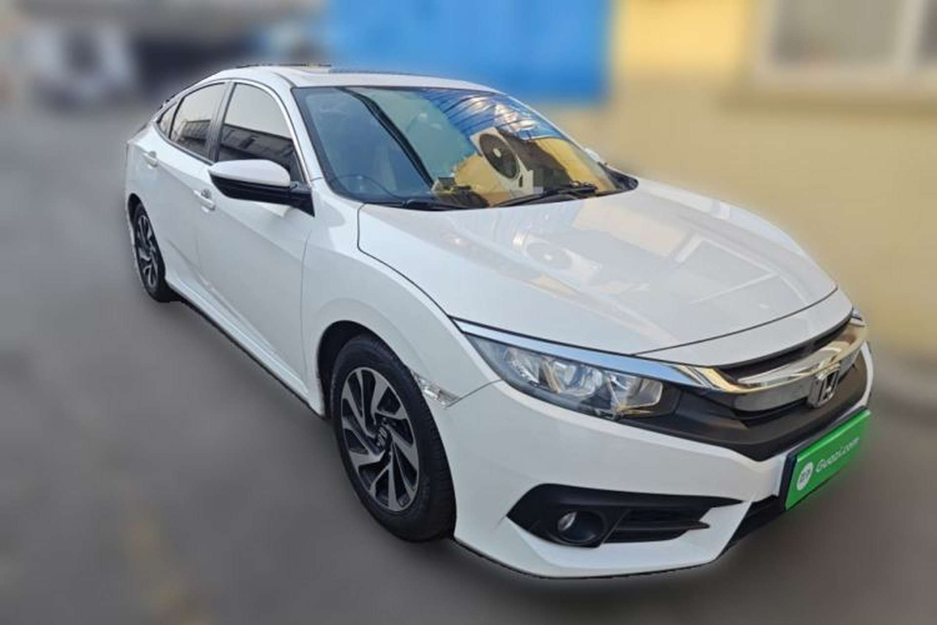 Used Honda Civic 2016 220TURBO CVT Luxury Edition Front Right 45 Deg