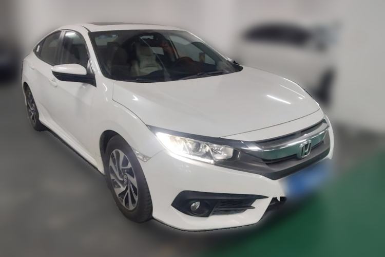Used Honda Civic 2016 220TURBO Manual Luxury Edition Front Right 45 Deg