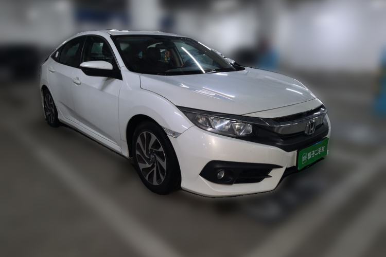 Used Honda Civic 2016 220TURBO CVT Luxury Edition Front Right 45 Deg