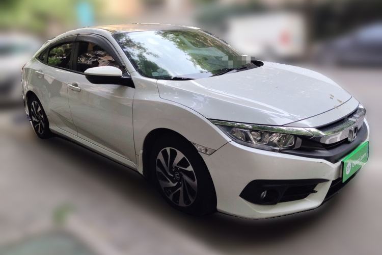 Used Honda Civic 2016 220TURBO CVT Luxury Edition Front Right 45 Deg